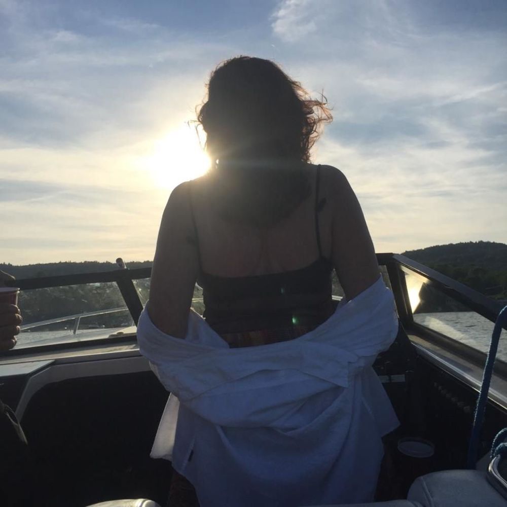 Meet your Posher, Caryn